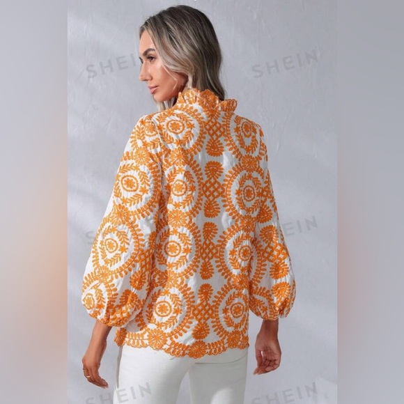 NWOT! Embroidered top - Picture 3 of 7